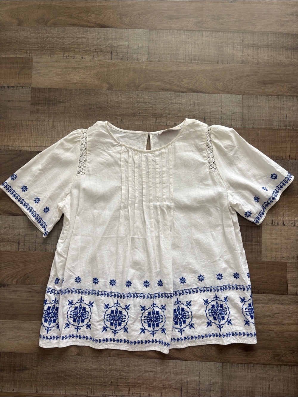 Loft embroidered top